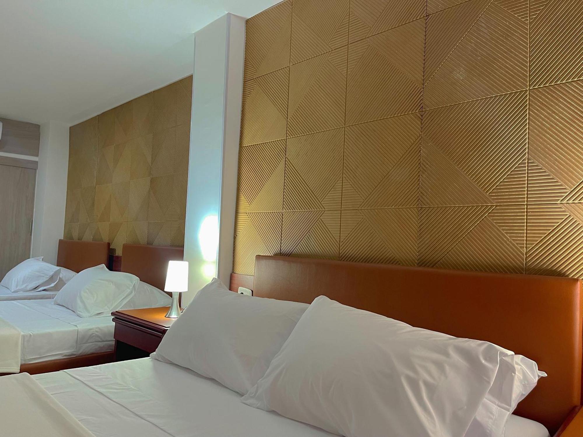 Hotel Prado 72 Inn Баранкила Екстериор снимка