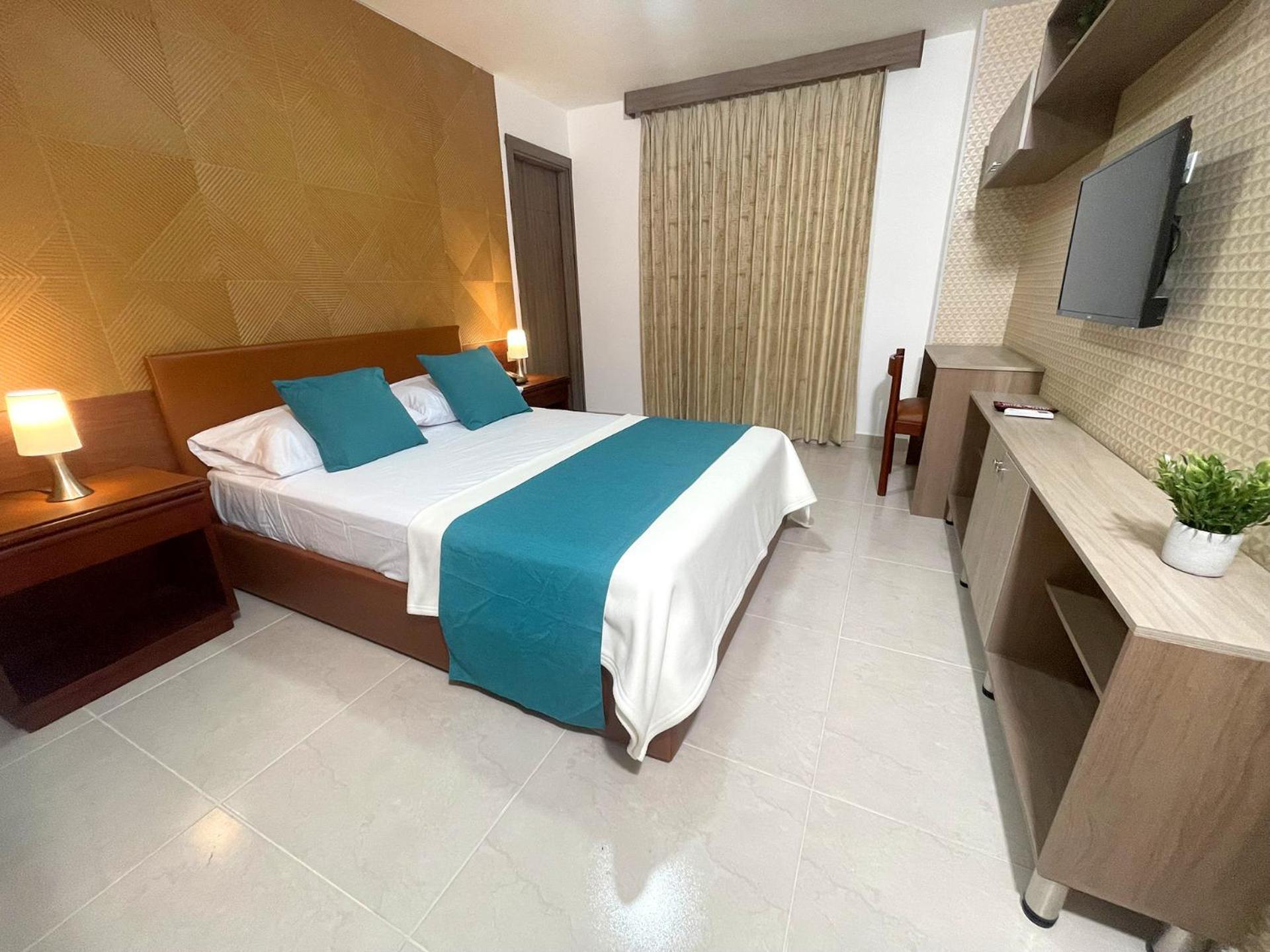 Hotel Prado 72 Inn Баранкила Екстериор снимка
