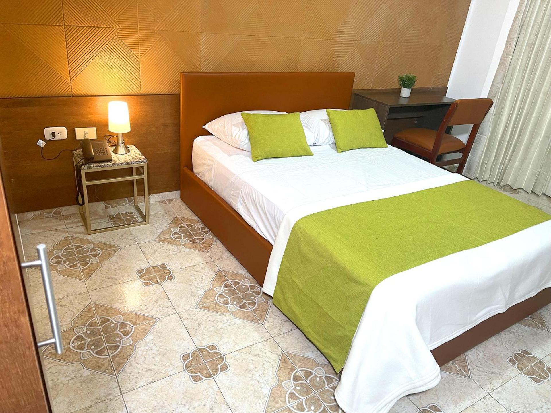 Hotel Prado 72 Inn Баранкила Екстериор снимка